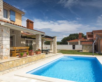 Ferienhaus im Süden mit Pool